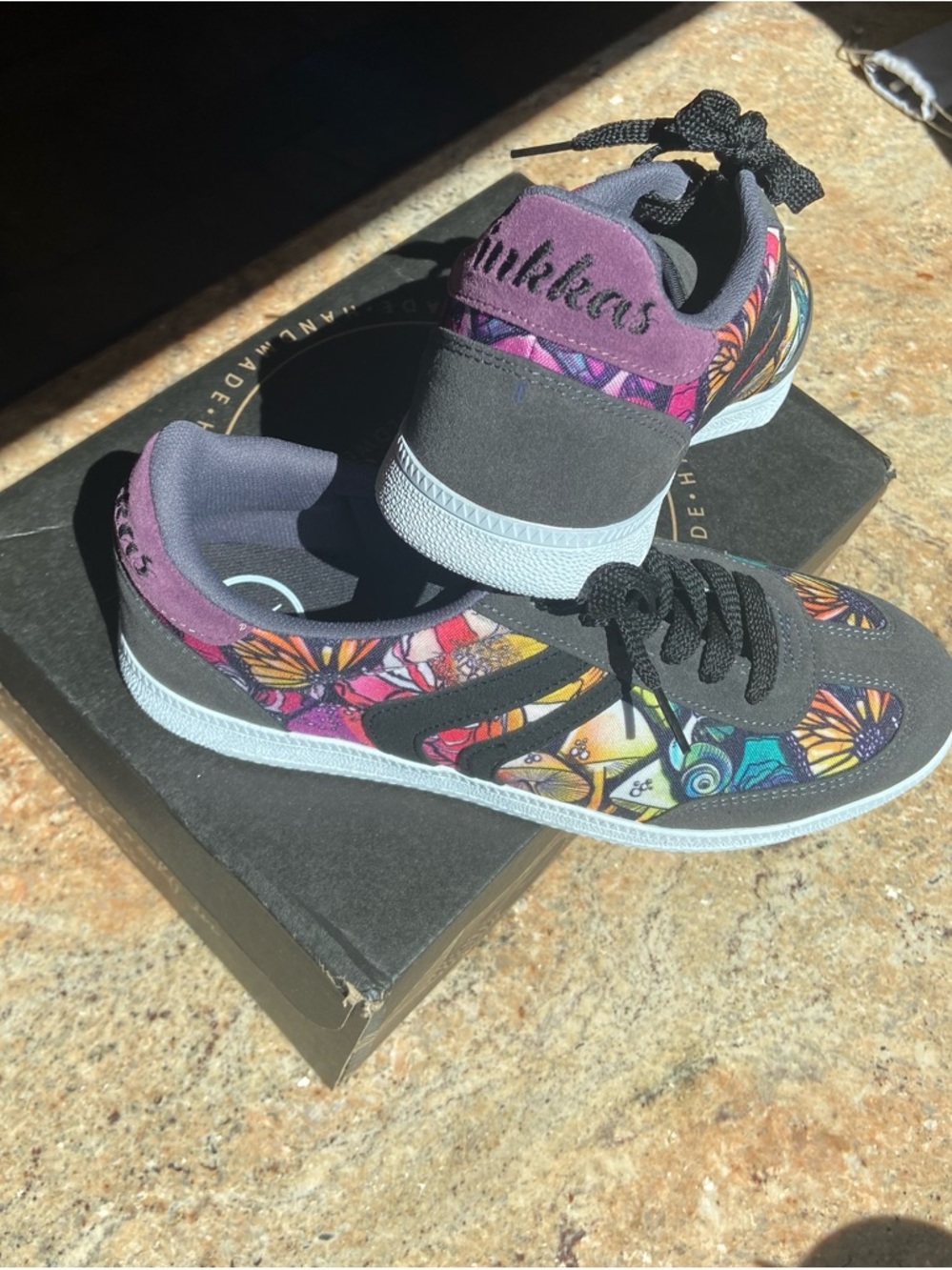 inkkas Butterfly Print Low-Top Sneakers - New in Box / Never Worn. - Picture 5 of 7
